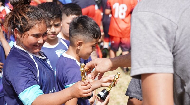 Liga Barrial de Futbol MDP-trofeos