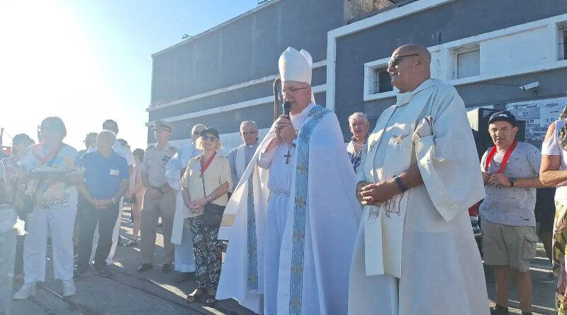 Monseñor Giobando Fiesta de los Pescadores