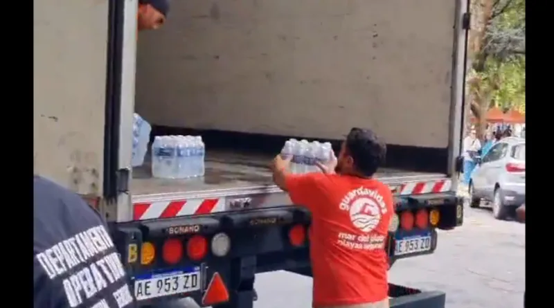 Carga 1er camión con donaciones a Bahía Blanca