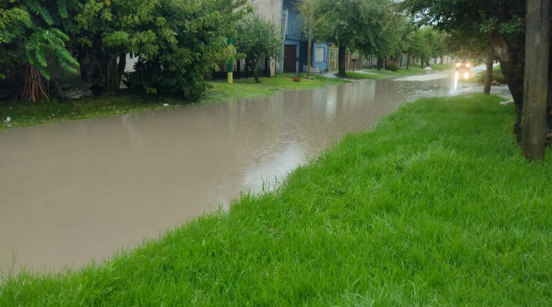 Gutemberg y brumana MDP Inundada