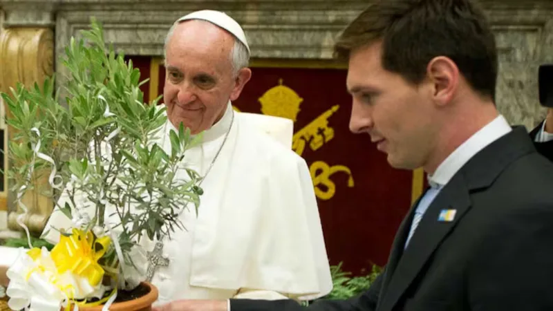 messi saludo a Francisco