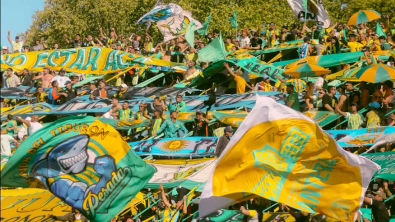 HINCHADA ALDOSIVI POPULAR
