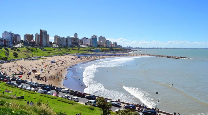 playa calor en mar del plata