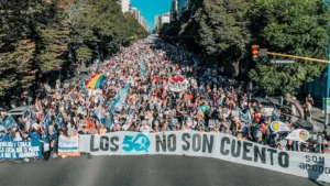 MARCHA 50 AÑOS GOLPE MILITAR frente