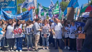 movilización docentes mdp